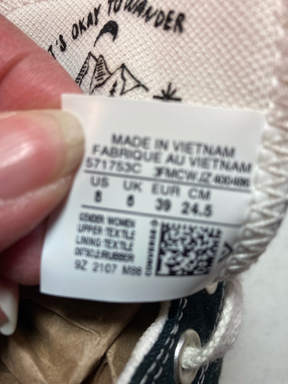 Converse Lug Heel High Tops It’s Okay to Wander Embroidery Floral Accents - Picture 5 of 10